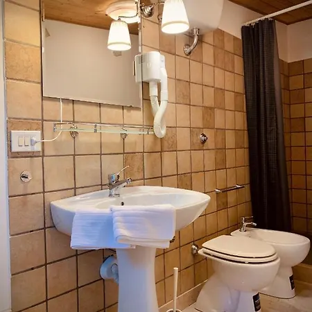 Madera Blanca Alojamento de Acomodação e Pequeno-almoço 3*