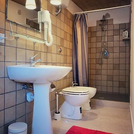 Alojamento de Acomodação e Pequeno-almoço Madera Blanca 3*