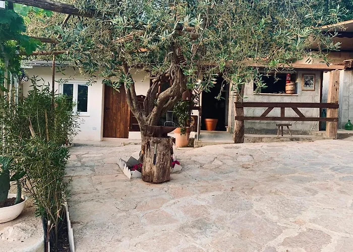 Madera Blanca Bed & Breakfast 3*