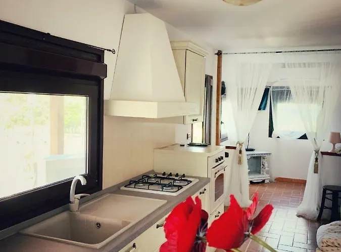 Madera Blanca 3* San Nicandro Garganico